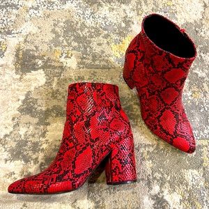 Steve Madden. Madden Girl Meeko Block-Heel Booties. Red Snake.  8.5m